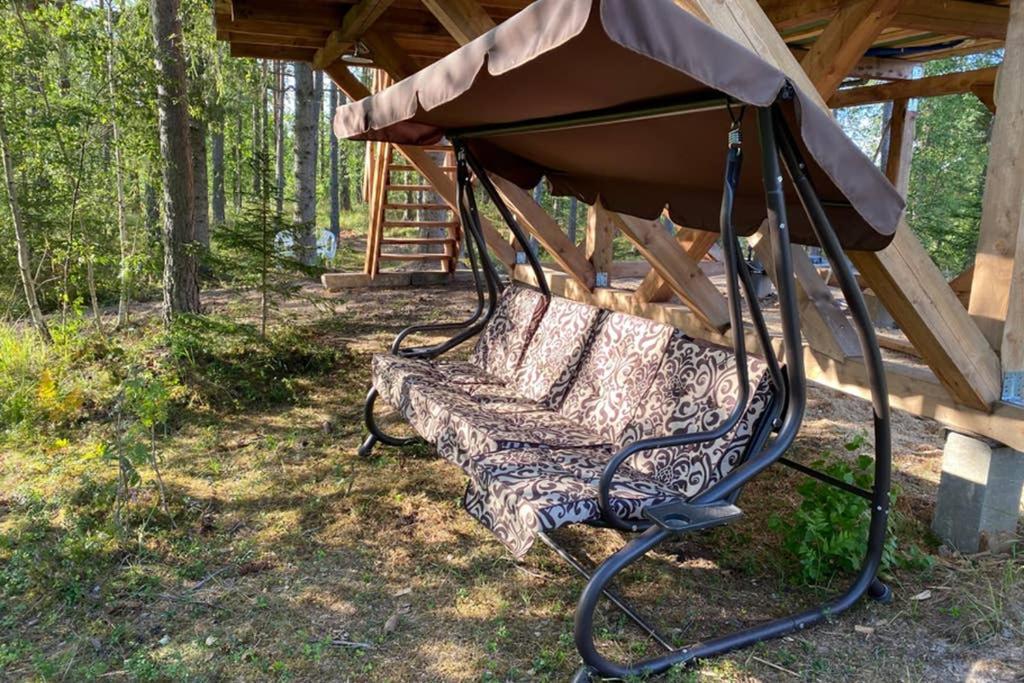 Viking House In The Tree! Jacuzzi, Sauna,Apkure! Lici  المظهر الخارجي الصورة